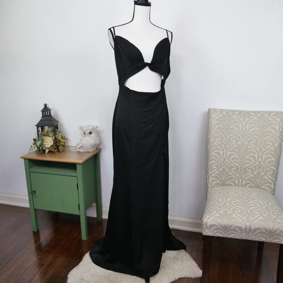NBD Charlise Black Twisted Cut Out Maxi Gown Size L High Slit Long Dress Revolve - Picture 7 of 8